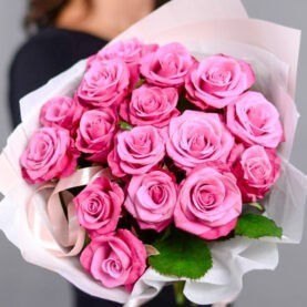 Букет розовых розочек (15 шт)