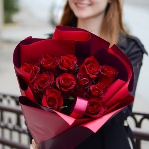 Букет красных роз в оформлении #П6201