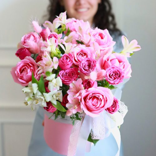 Объемная композиция в розовой гамме