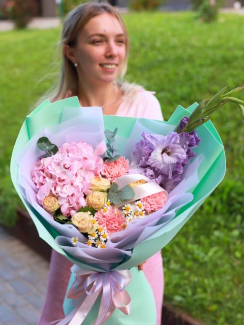 Нежный букет в лавандовой гамме